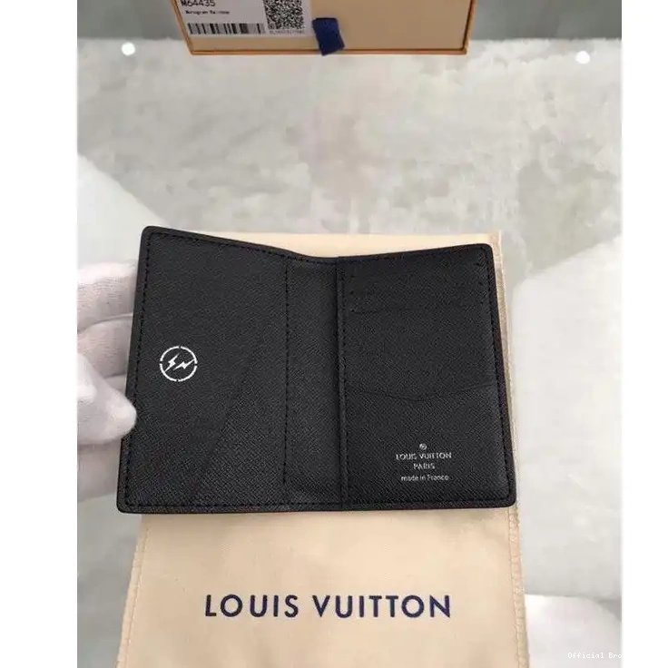 Official Brother Sam Bags 19T1L0362 LV 0710